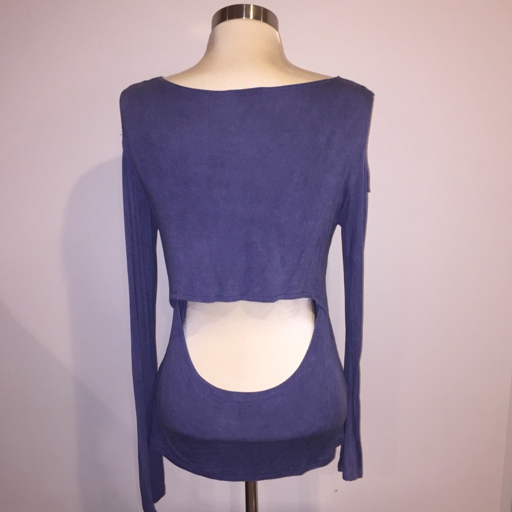 wasabi + mint blue cold shoulder open back top M